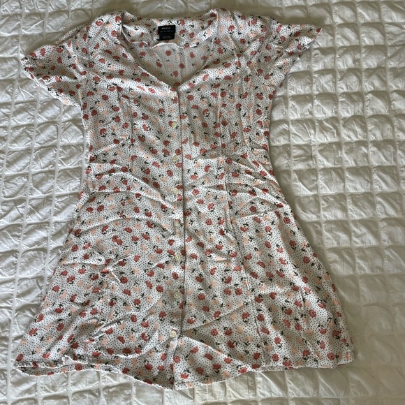RVCA once more floral button down mini dress - Picture 3 of 10
